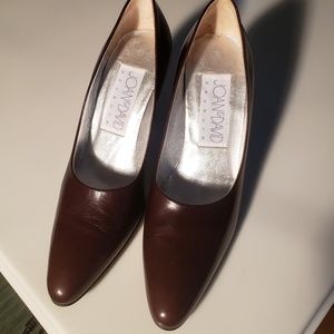 Joan & David Leather Heels - Near Mint!
